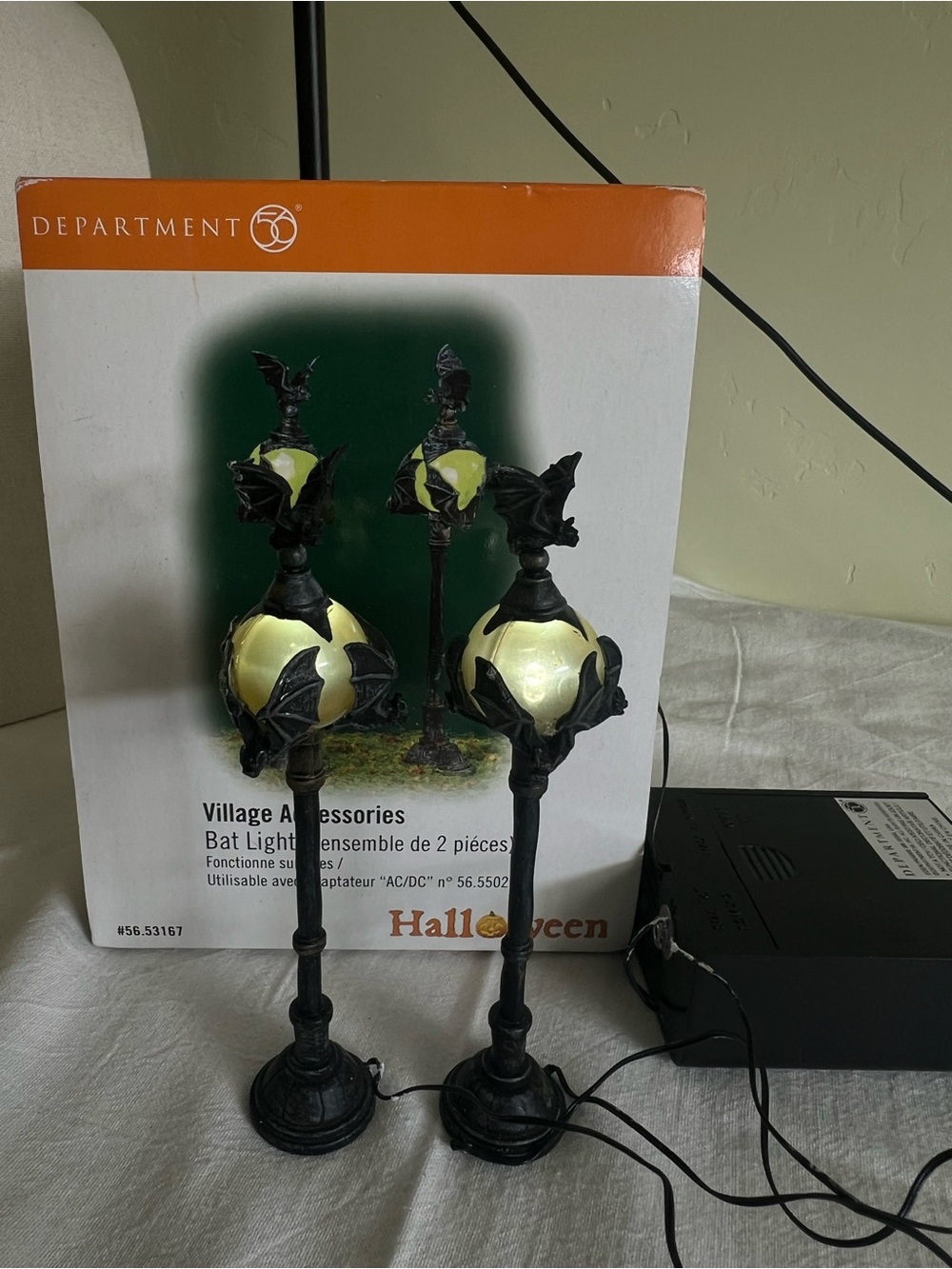 Dept 56 Village Accessories Halloween Bat Lights Set of 2 #53167 Street Lights